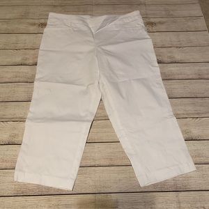 Women’s Capri pants
